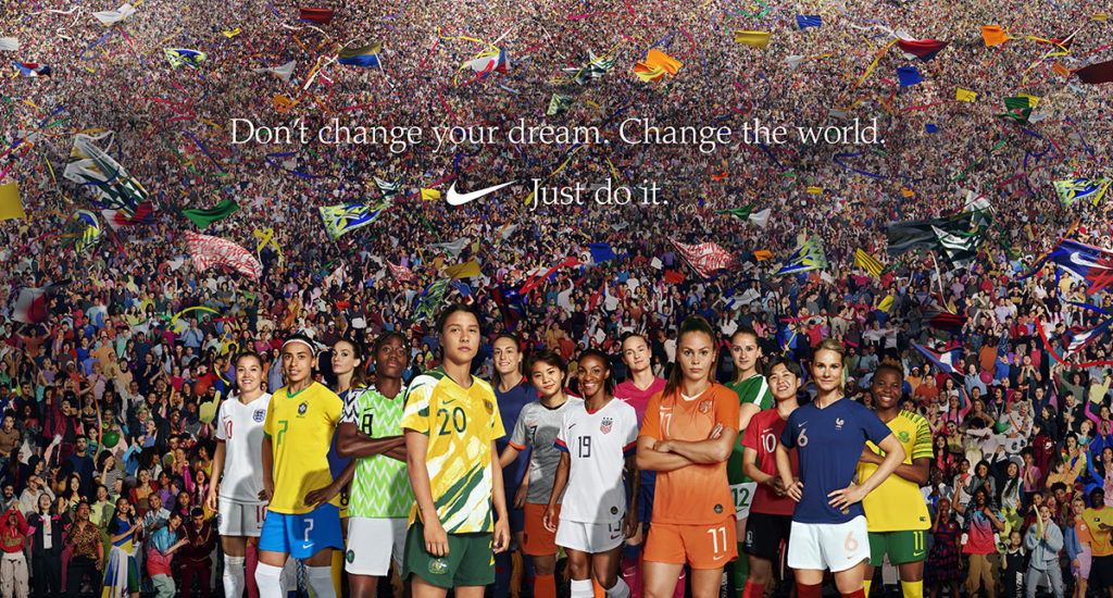 W K London Nike Don T Change Your Dream Change The World